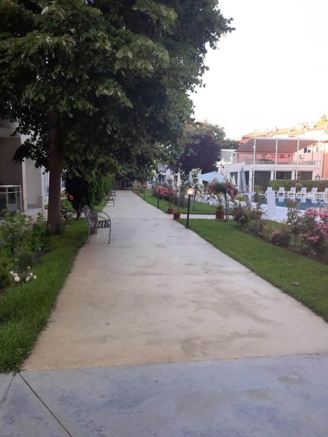 Oazis Cozy Beach Apartment Ravda Exterior photo